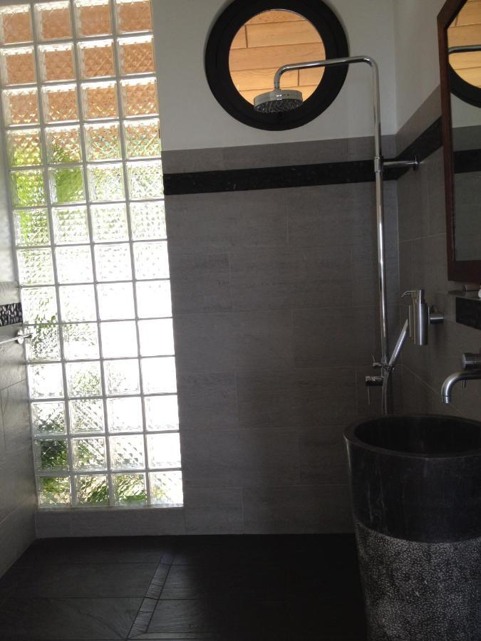 Ocean Breeze Villa Tevaitoa エクステリア 写真